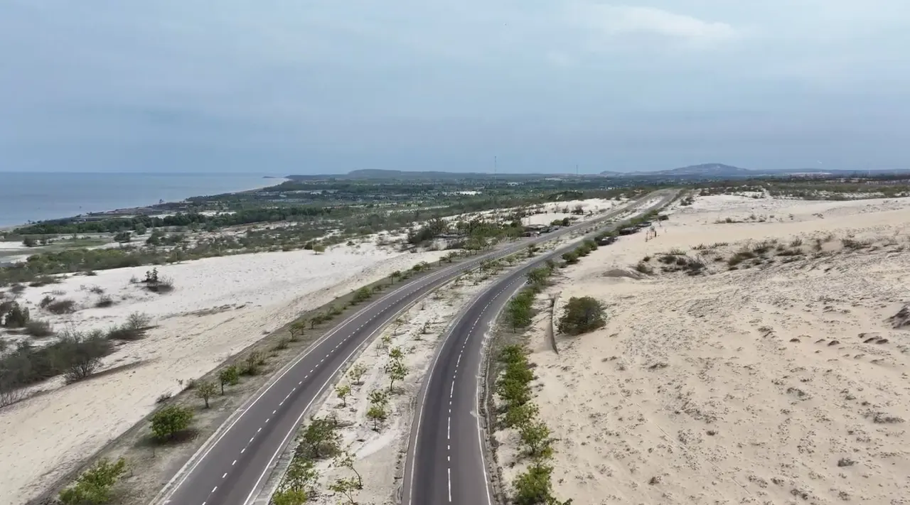 Roads & driving, Vietnam